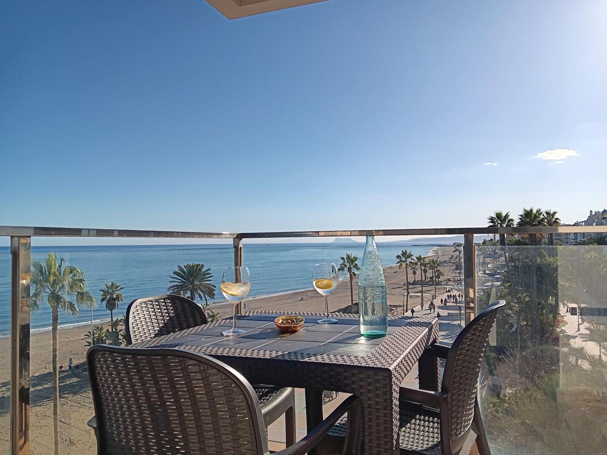 Alojamiento Iberia Playa Estepona Exteriér fotografie